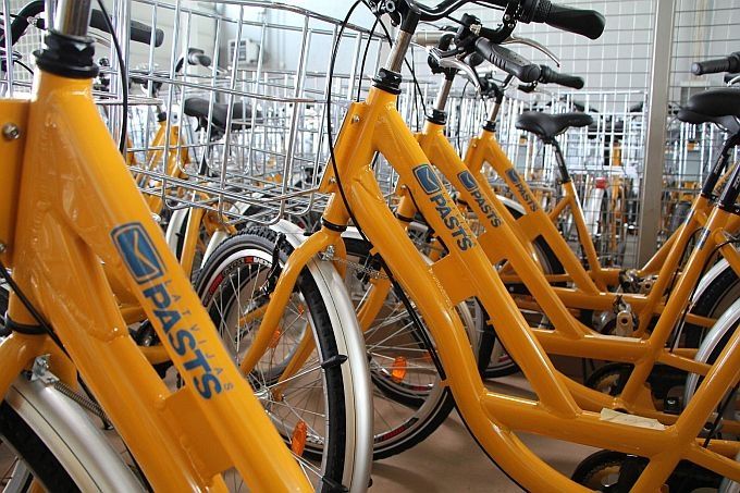 Autors: publicitātes