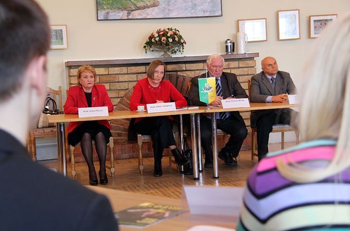 Autors: Agris Samcovs