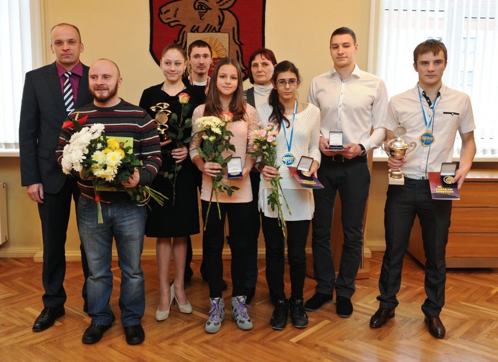 Aluksniesiem.lv raksta attēla aizvietotājs