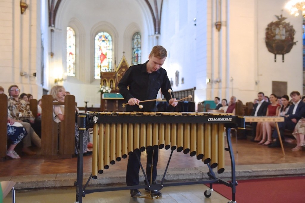 Pērnā gada konkursa laureāts Jānis Bombizo Fedotovs, kurš starp trim nominantiem šogad izvirzīts “Lielās mūzikas balvai” nominācijā 