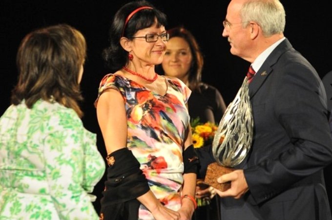 Titulu „Gada skola 2014” ieguva Spīdolas ģimnāzija, 4.sākumskola un Valsts ģimnāzija.
Autors: jsg.lv