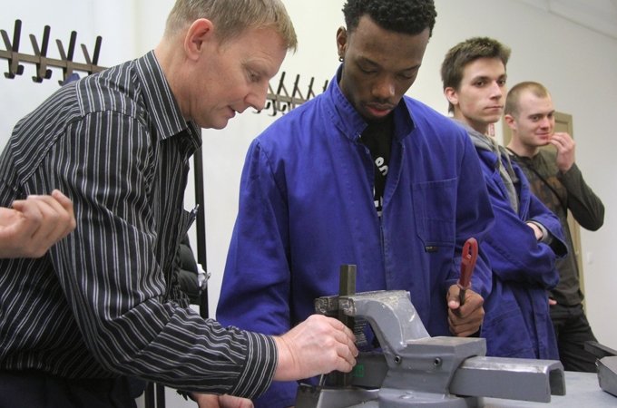 Aluksniesiem.lv raksta attēla aizvietotājs