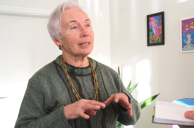 Agrākā Pensionāru biedrības vadītāja Marija Kolneja savulaik strādājusi par  pediatri.