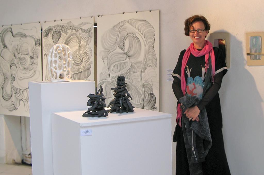 Keramiķe Ilze Emse-Grīnberga ar Ziemeļu atspīdumiem Dienvidfrancijā