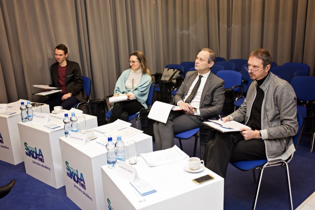 Aluksniesiem.lv raksta attēla aizvietotājs