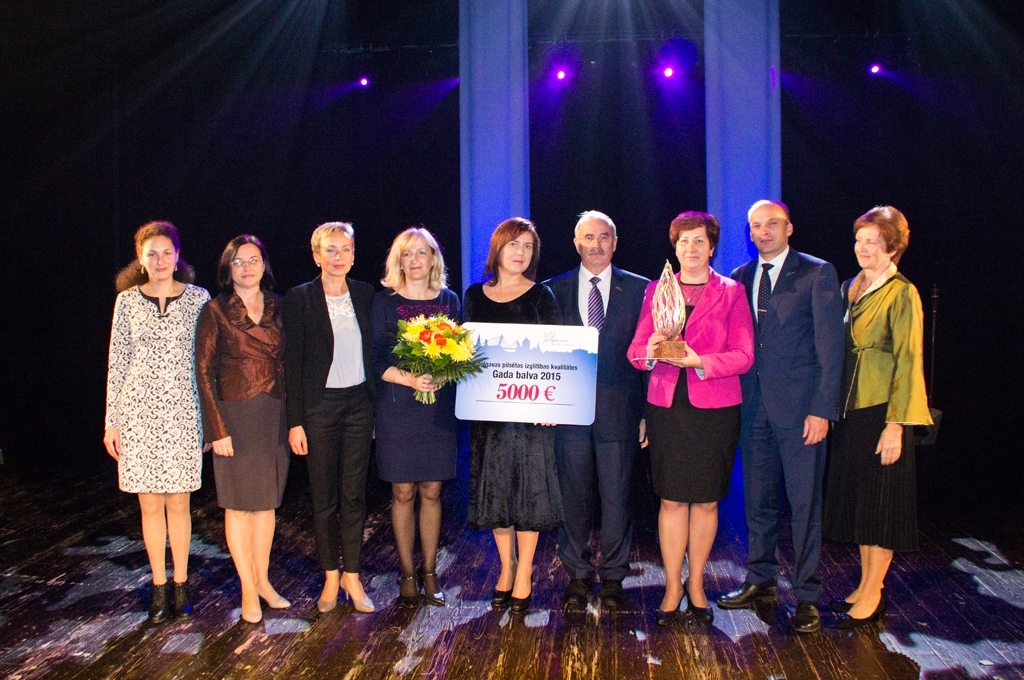 Pērn «Zelta grauda» balvu saņēma 4. sākumskola, 6. vidusskola un Spīdolas ģimnāzija.