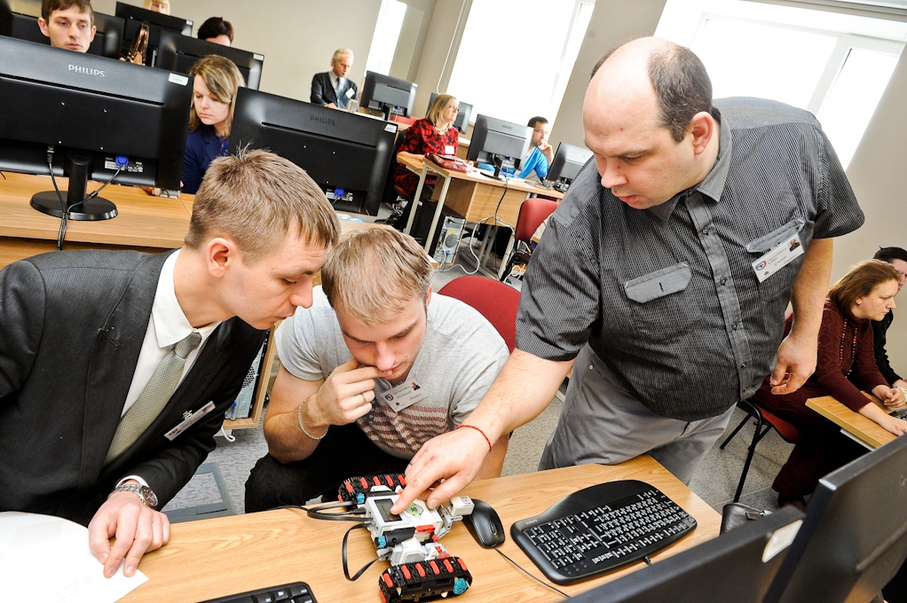 Aluksniesiem.lv raksta attēla aizvietotājs