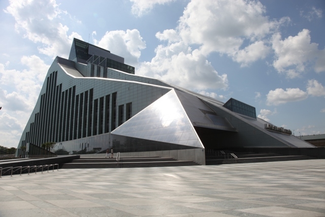 Pērnā gada laureātu vidū – Latvijas Nacionālā bibliotēka