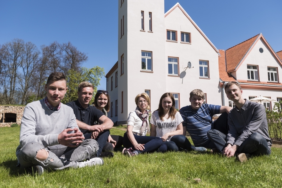 Aluksniesiem.lv raksta attēla aizvietotājs