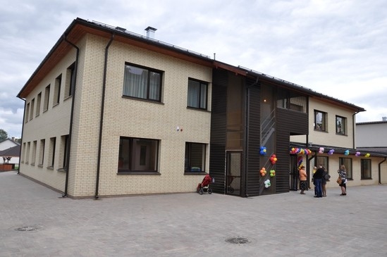 Svētes pamatskolas jaunā pirmsskolas ēka tika atklāta 2014. gada septembrī.