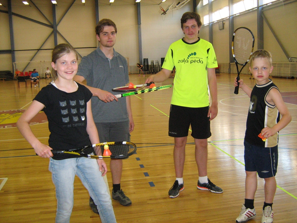 Emīlija Sirmā, Mārcis Rullis, Matīss Cināts un Alens Gulbis