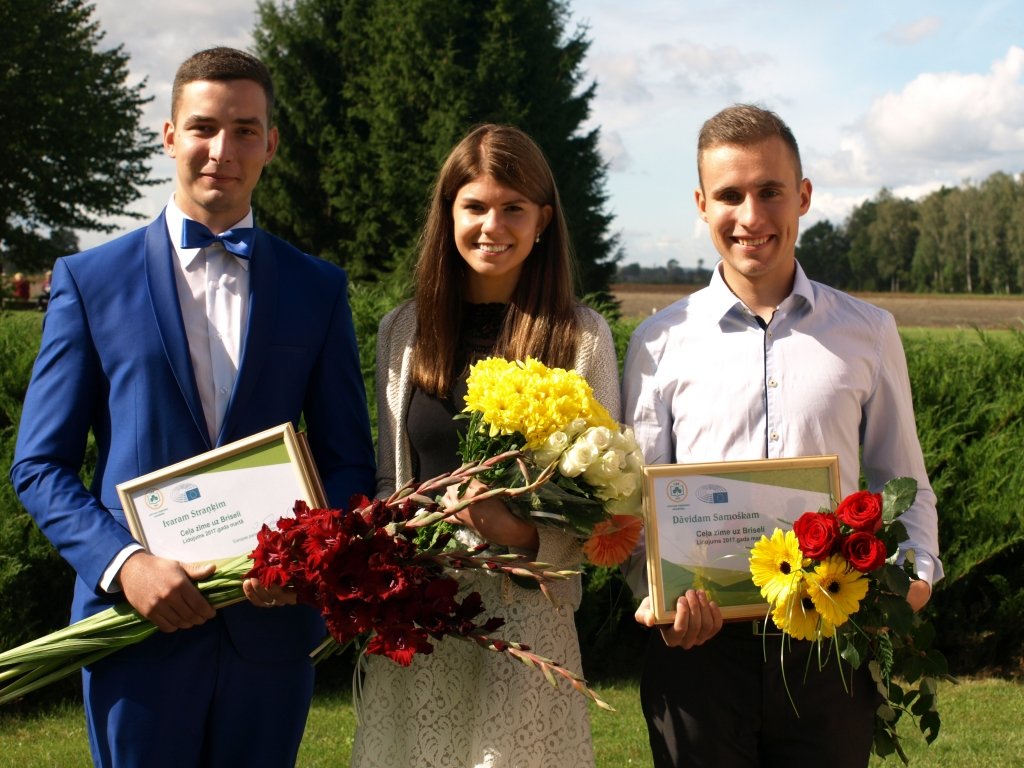 Aluksniesiem.lv raksta attēla aizvietotājs