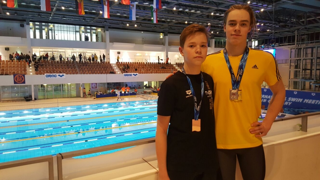 «International Swim Meeting 2017» medaļnieki Germans Golcvarts un Didzis Rudavs