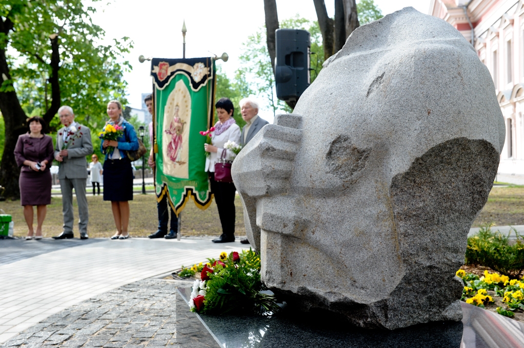 Aluksniesiem.lv raksta attēla aizvietotājs