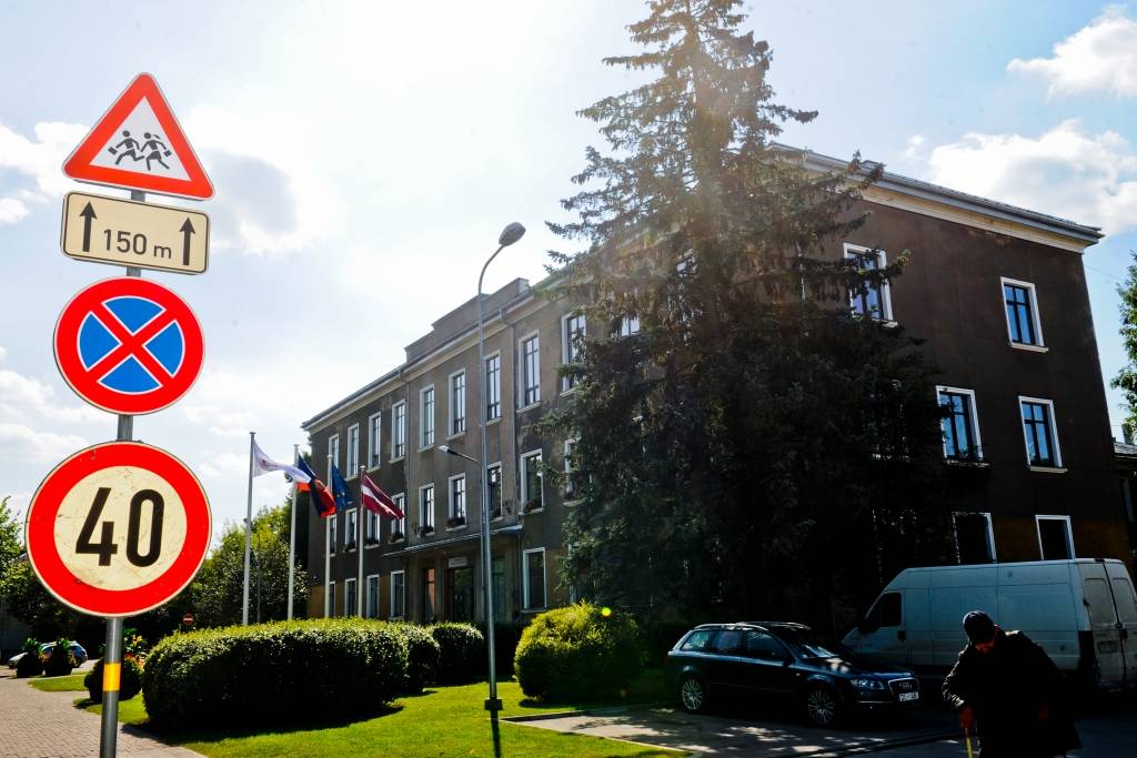 Aluksniesiem.lv raksta attēla aizvietotājs