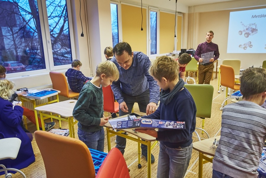 Aluksniesiem.lv raksta attēla aizvietotājs