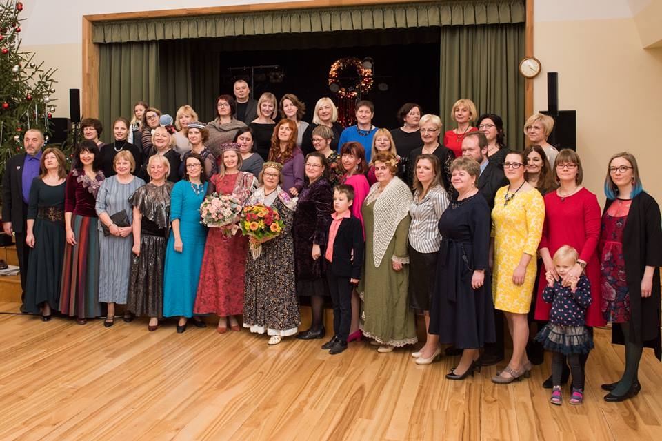 Biedrība “Mans tautastērps” gada jubilejas ballē