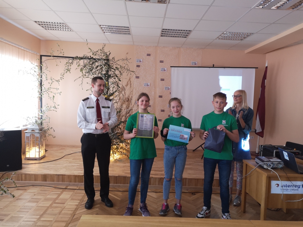 Jelgavas Spīdolas Valsts ģimnāzijas 7. komercklase, 1.vieta