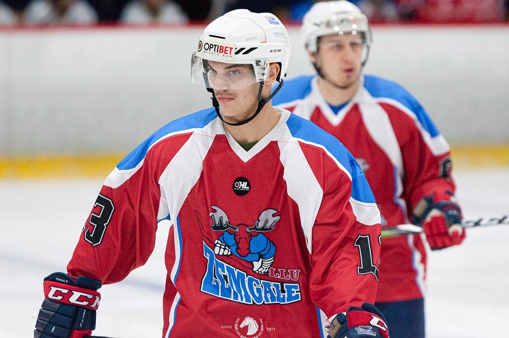 Uzbrucējs Raivis Kurnigins