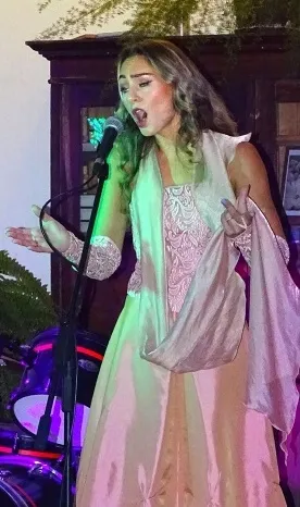 OTRĀS VIETAS IEGUVĒJA dziedātāja Aļesja Andželika Časnoviča.