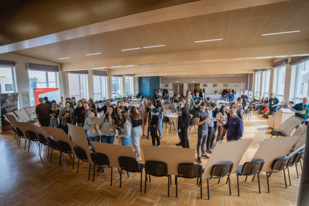 Aluksniesiem.lv raksta attēla aizvietotājs