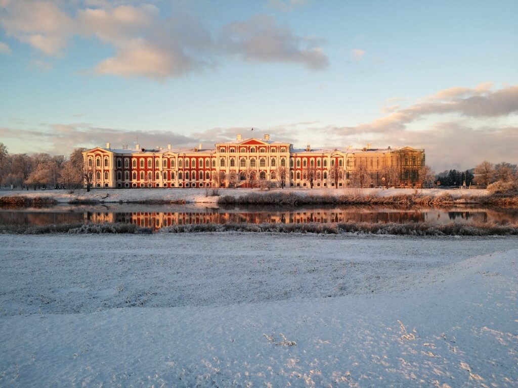 Aluksniesiem.lv raksta attēla aizvietotājs