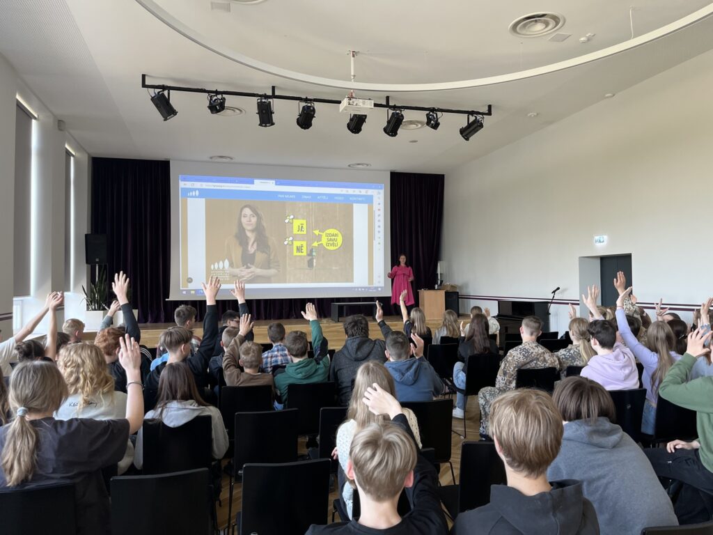 Aluksniesiem.lv raksta attēla aizvietotājs