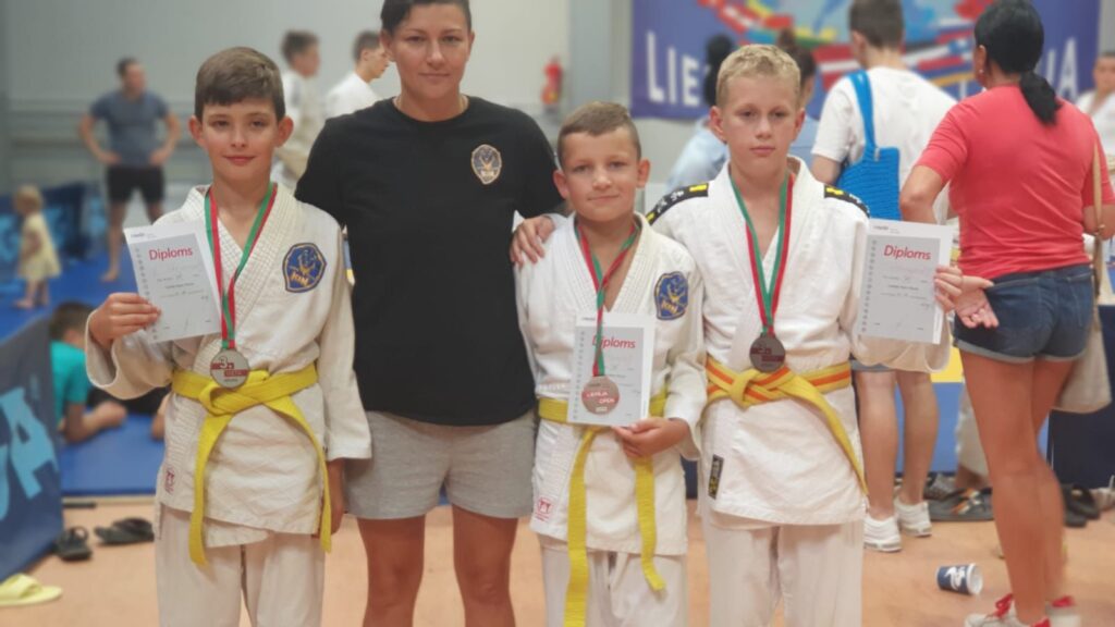 Aluksniesiem.lv raksta attēla aizvietotājs