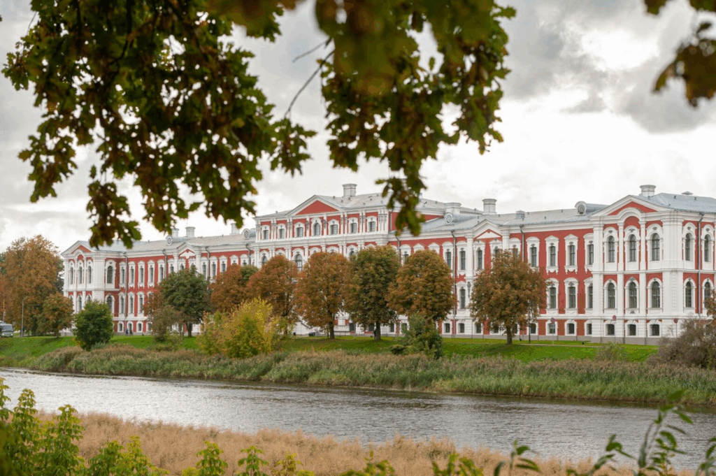 Aluksniesiem.lv raksta attēla aizvietotājs