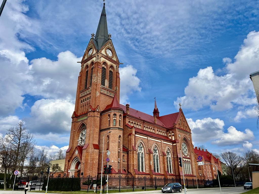 Aluksniesiem.lv raksta attēla aizvietotājs