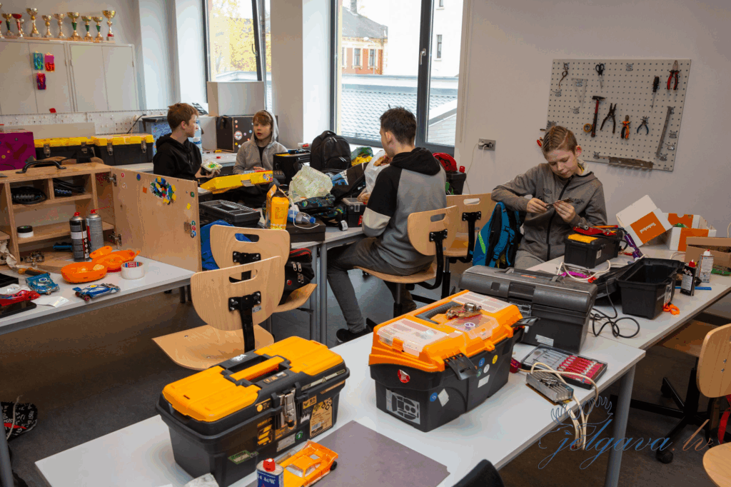 Aluksniesiem.lv raksta attēla aizvietotājs