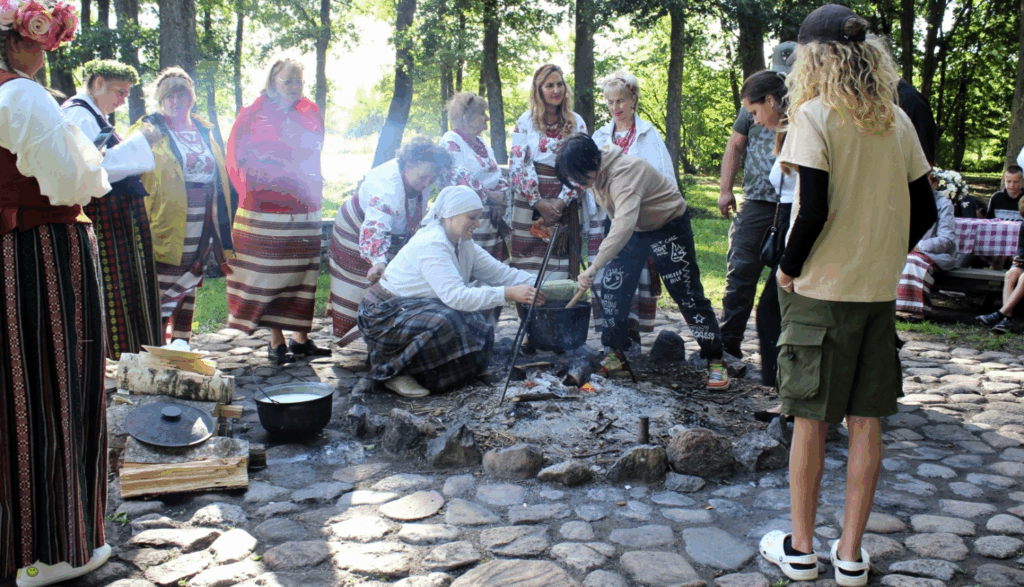 Aluksniesiem.lv raksta attēla aizvietotājs