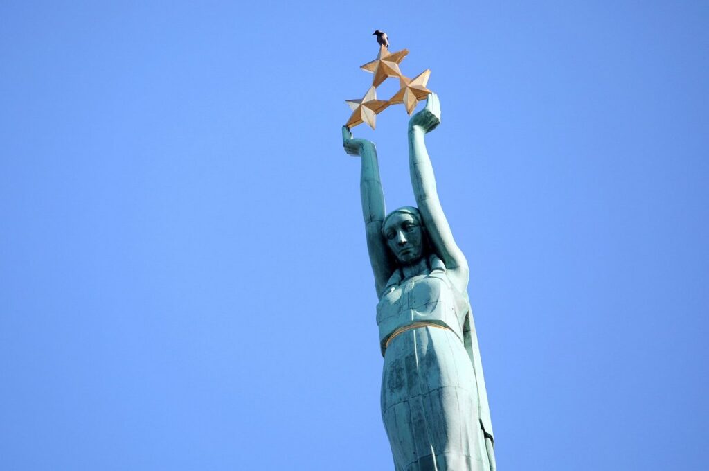 Aluksniesiem.lv raksta attēla aizvietotājs