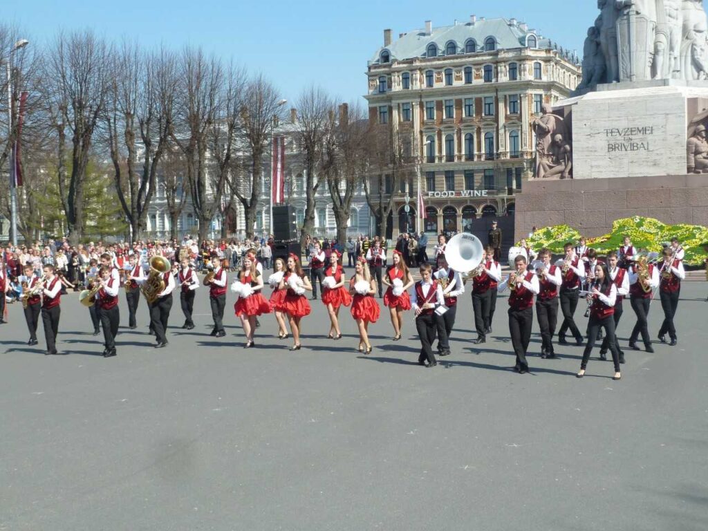Aluksniesiem.lv raksta attēla aizvietotājs
