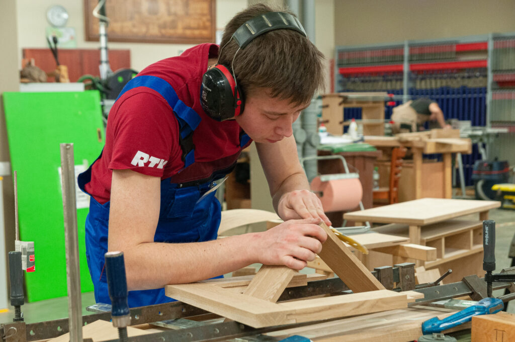 Aluksniesiem.lv raksta attēla aizvietotājs