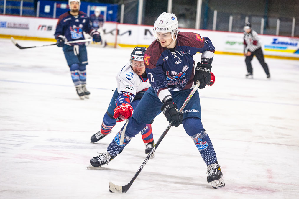 Uzbrucēj Jānis Švanenbergs
Autors: Foto: Ruslans Antropovs