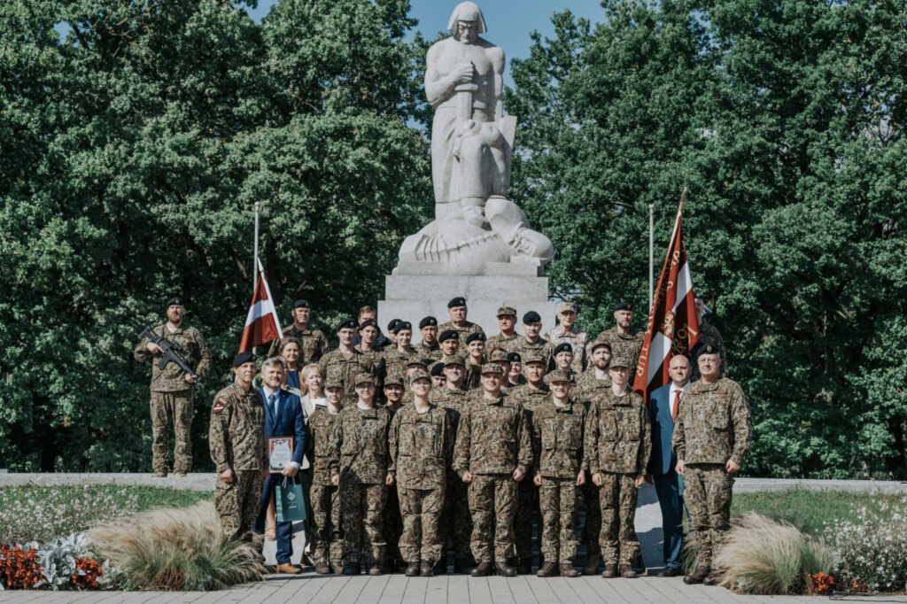 Aluksniesiem.lv raksta attēla aizvietotājs