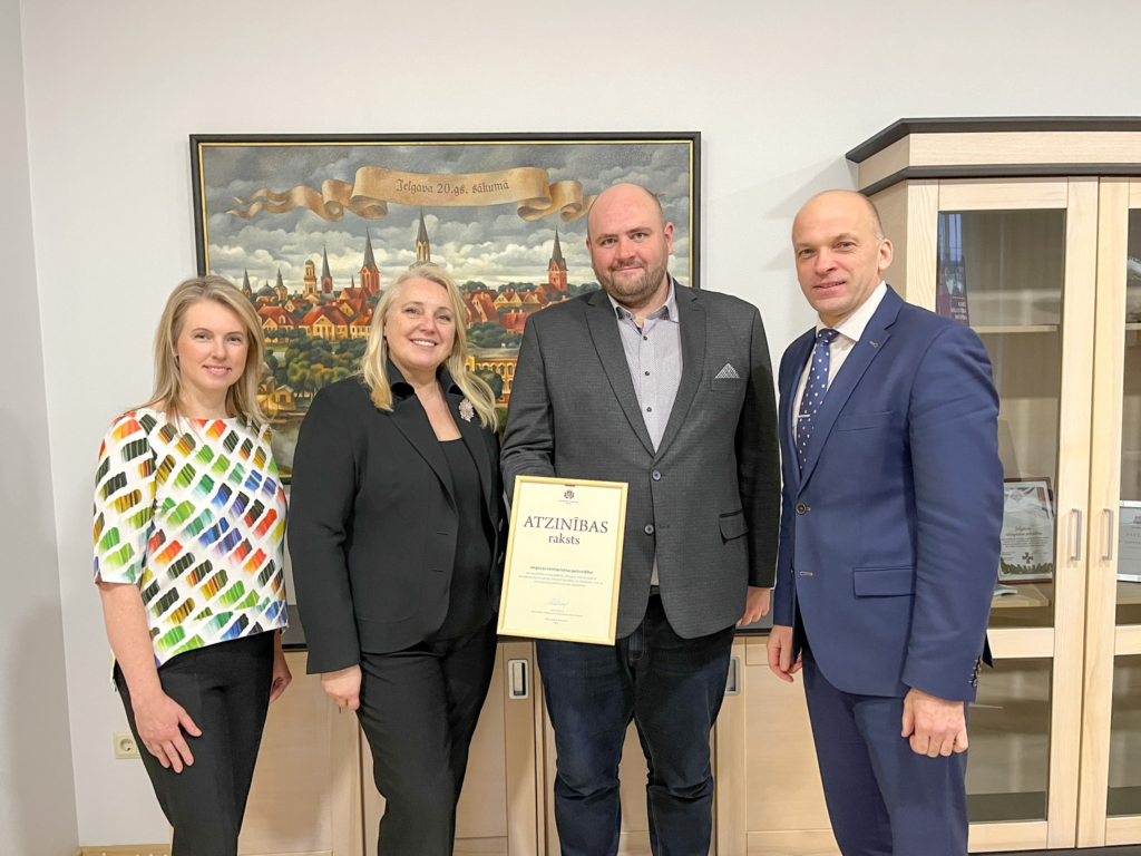 Aluksniesiem.lv raksta attēla aizvietotājs