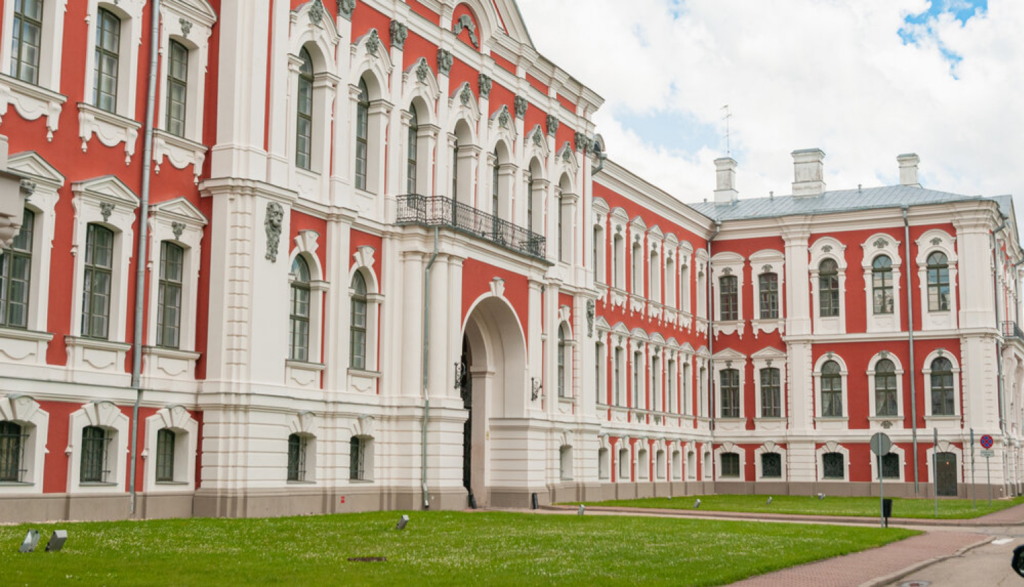 Aluksniesiem.lv raksta attēla aizvietotājs